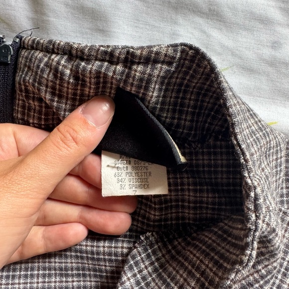Vintage plaid mini skirt - Picture 3 of 4